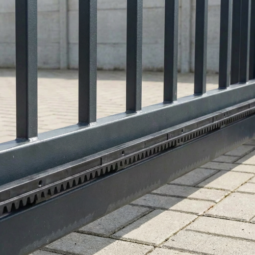 Zahnstange für selbsttragende Schiebetore Kunststoff L1000X20 bis 800 kg 000-204 (2)