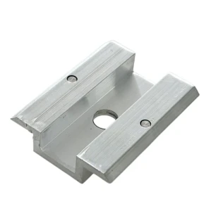 Mittelklemme H8 L50 - niedrig - roh mit Erdungsstift