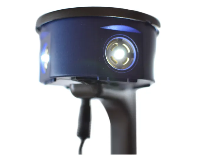 Nagetier-Vertreiber Marder Mäuse Ratten Viano Quattro-LED 360° 200m Reichweite PV-400-28 (1)